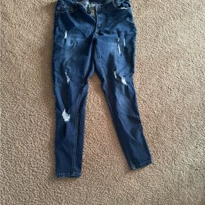 Lot of 4 jeans